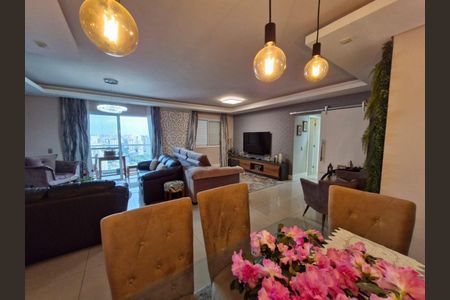 Apartamento à venda com 130m², 3 quartos e 3 vagas