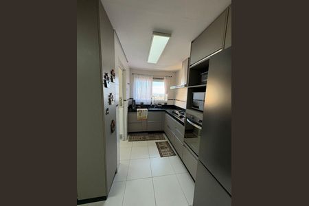 Apartamento à venda com 130m², 3 quartos e 3 vagas