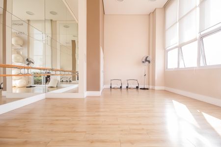 Apartamento à venda com 83m², 3 quartos e 1 vaga Apartamento à venda com 83m², 3 quartos e 1 vagaÁrea comum