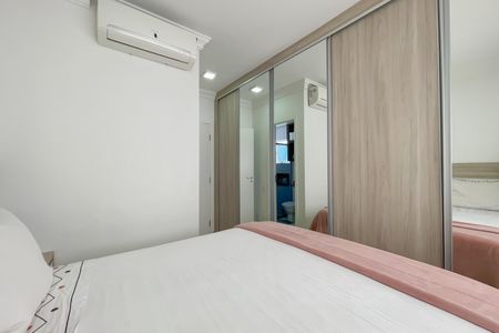 Apartamento à venda com 83m², 3 quartos e 1 vaga Apartamento à venda com 83m², 3 quartos e 1 vagaSuíte