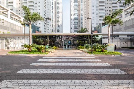 Apartamento à venda com 83m², 3 quartos e 1 vaga Apartamento à venda com 83m², 3 quartos e 1 vagaFachada