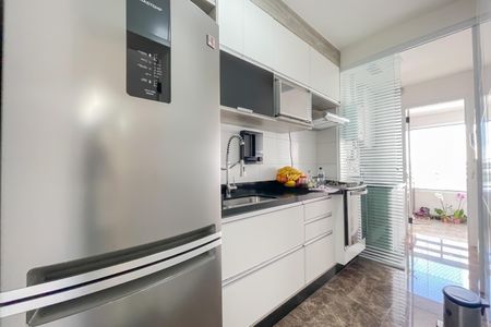 Apartamento à venda com 83m², 3 quartos e 1 vaga Apartamento à venda com 83m², 3 quartos e 1 vagaCozinha e Área de Serviço