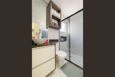 Apartamento à venda com 83m², 3 quartos e 1 vaga Apartamento à venda com 83m², 3 quartos e 1 vagaBanheiro da Suíte