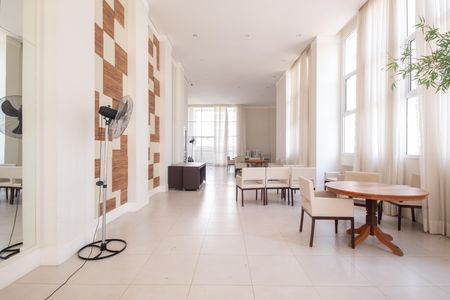 Apartamento à venda com 83m², 3 quartos e 1 vaga Apartamento à venda com 83m², 3 quartos e 1 vagaÁrea comum - Salão de festas
