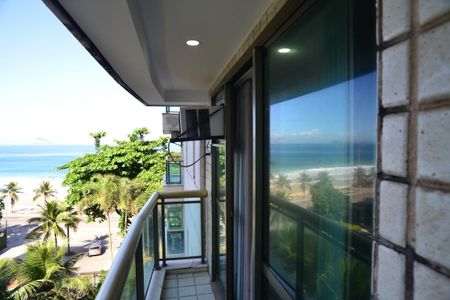 Apartamento para alugar com 102m², 2 quartos e 2 vagasVaranda Suíte