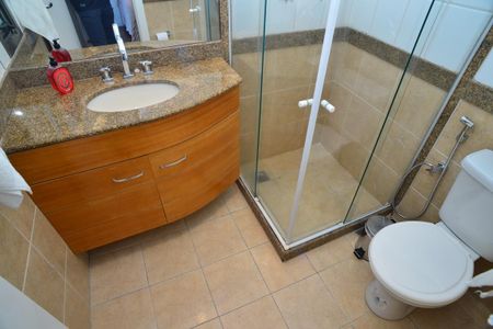 Apartamento para alugar com 102m², 2 quartos e 2 vagasBanheiro Suíte