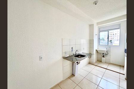 Apartamento para alugar com 55m², 2 quartos e 1 vaga Apartamento para alugar com 55m², 2 quartos e 1 vagaCozinha e Área de Serviço