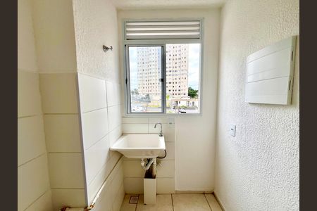 Área de Serviço de apartamento para alugar com 2 quartos, 55m² em Mantiqueira, Belo Horizonte