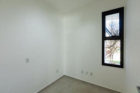 Casa de condomínio para alugar com 261m², 3 quartos e 4 vagasEscritório