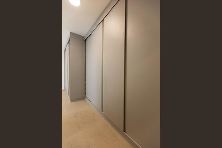 Casa de condomínio para alugar com 261m², 3 quartos e 4 vagasSuíte Master