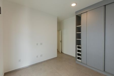 Casa de condomínio para alugar com 261m², 3 quartos e 4 vagasSuíte 3