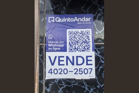 Casa à venda com 100m², 2 quartos e 4 vagas Casa à venda com 100m², 2 quartos e 4 vagasPlaca
