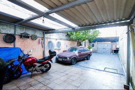 Casa à venda com 100m², 2 quartos e 4 vagasGaragem
