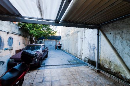 Casa à venda com 100m², 2 quartos e 4 vagasGaragem