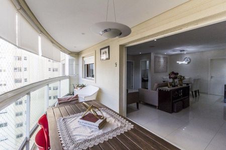 Apartamento à venda com 180m², 3 quartos e sem vaga