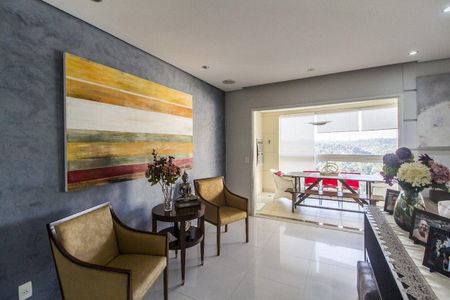 Apartamento à venda com 180m², 3 quartos e sem vaga