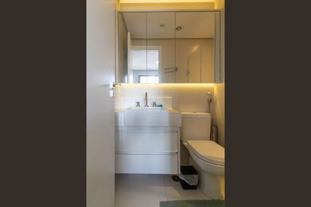 Apartamento à venda com 112m², 1 quarto e 1 vaga Apartamento à venda com 112m², 1 quarto e 1 vagaBanheiro Suíte