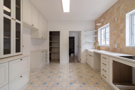 Casa à venda com 417m², 3 quartos e 4 vagas