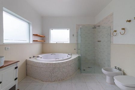 Casa à venda com 417m², 3 quartos e 4 vagas