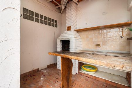 Casa à venda com 417m², 3 quartos e 4 vagas