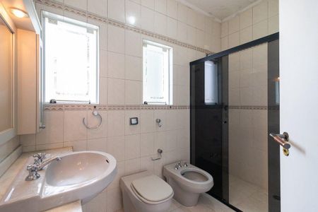 Casa à venda com 417m², 3 quartos e 4 vagas