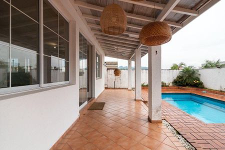 Casa à venda com 417m², 3 quartos e 4 vagas
