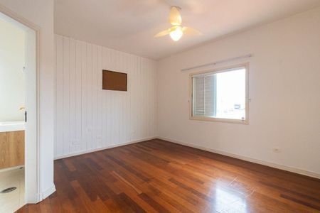 Casa à venda com 417m², 3 quartos e 4 vagas