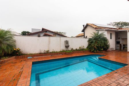 Casa à venda com 417m², 3 quartos e 4 vagas