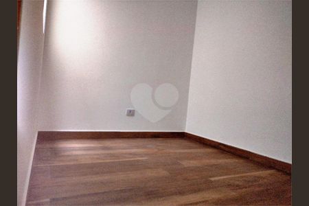 Casa à venda com 115m², 3 quartos e 2 vagas