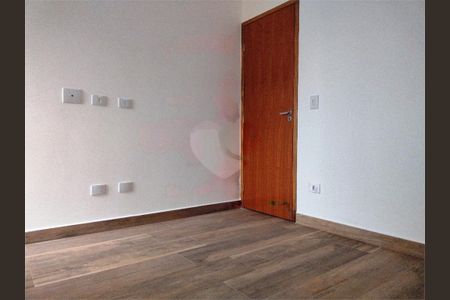 Casa à venda com 115m², 3 quartos e 2 vagas