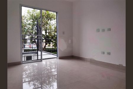 Casa à venda com 115m², 3 quartos e 2 vagas