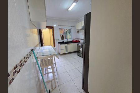 Casa para alugar com 150m², 2 quartos e 1 vaga Casa para alugar com 150m², 2 quartos e 1 vagaCozinha
