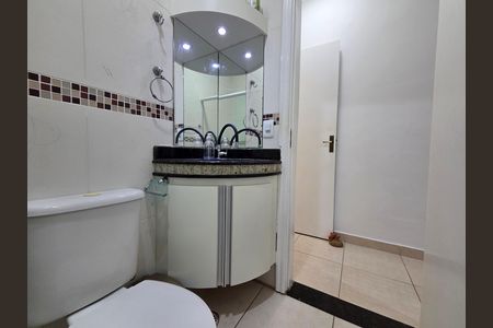 Casa para alugar com 150m², 2 quartos e 1 vaga Casa para alugar com 150m², 2 quartos e 1 vagaBanheiro da Suíte 2