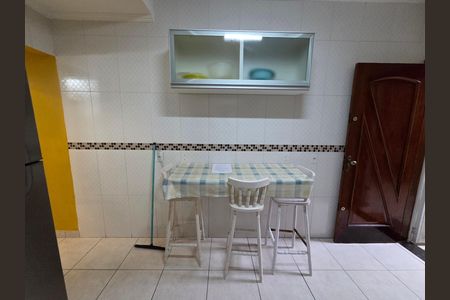 Casa para alugar com 150m², 2 quartos e 1 vaga Casa para alugar com 150m², 2 quartos e 1 vagaCozinha