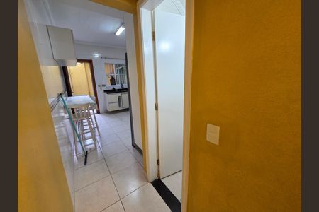 Casa para alugar com 150m², 2 quartos e 1 vaga Casa para alugar com 150m², 2 quartos e 1 vagaSala