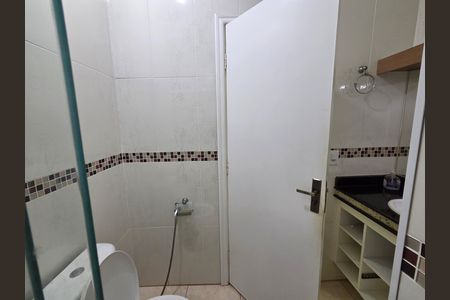 Casa para alugar com 150m², 2 quartos e 1 vaga Casa para alugar com 150m², 2 quartos e 1 vagaBanheiro da Suíte 1