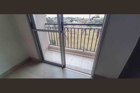 Sacada de apartamento à venda com 3 quartos, 55m² em Jardim Sarah, São Paulo