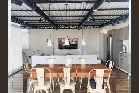 Apartamento à venda com 3 quartos, 164m² em Vila Gumercindo, São Paulo
