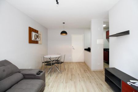 Studio para alugar com 40m², 1 quarto e 1 vaga Studio para alugar com 40m², 1 quarto e 1 vagaSala de Estar e Jantar