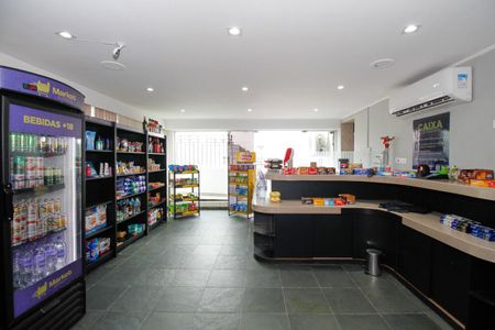 Studio para alugar com 40m², 1 quarto e 1 vaga Studio para alugar com 40m², 1 quarto e 1 vagaÁrea Comum - Mini Mercado