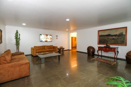 Studio para alugar com 40m², 1 quarto e 1 vaga Studio para alugar com 40m², 1 quarto e 1 vagaHall Social