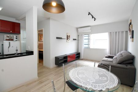 Sala de Estar e Jantar de kitnet/studio para alugar com 1 quarto, 40m² em Jardim Paulista, São Paulo