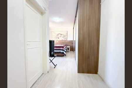 Casa à venda com 5 quartos, 532m² em Vila Campo Grande, São Paulo