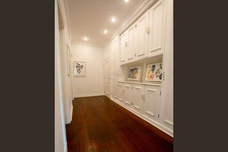 Casa à venda com 989m², 5 quartos e 9 vagas