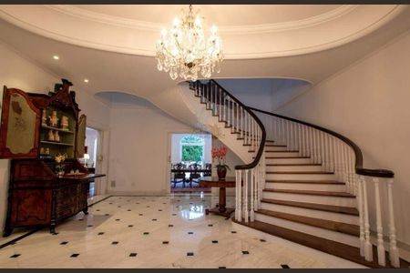 Casa à venda com 5 quartos, 989m² em Retiro Morumbi, São Paulo