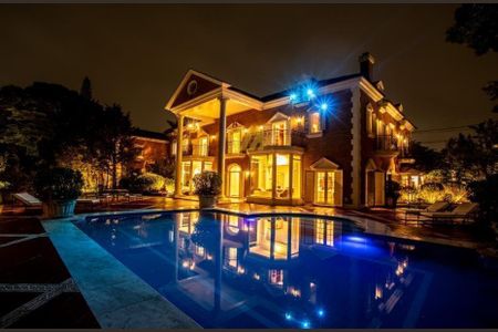 Casa à venda com 989m², 5 quartos e 9 vagas