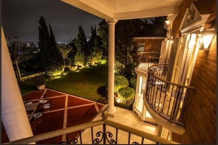 Casa à venda com 989m², 5 quartos e 9 vagas
