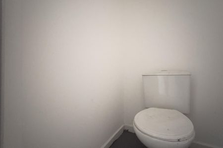 Casa para alugar com 171m², 2 quartos e 4 vagas Casa para alugar com 171m², 2 quartos e 4 vagasLavabo 1