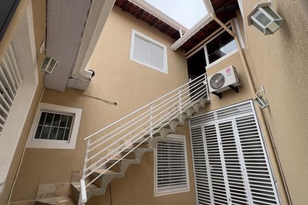 Casa para alugar com 171m², 2 quartos e 4 vagas Casa para alugar com 171m², 2 quartos e 4 vagasÁrea externa