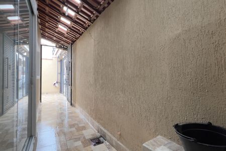 Casa para alugar com 171m², 2 quartos e 4 vagas Casa para alugar com 171m², 2 quartos e 4 vagasÁrea externa